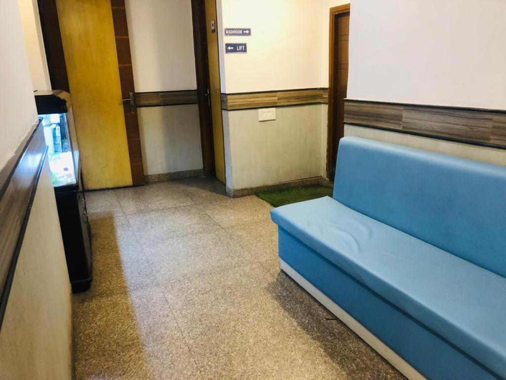 Hotel A R Residency New Delhi