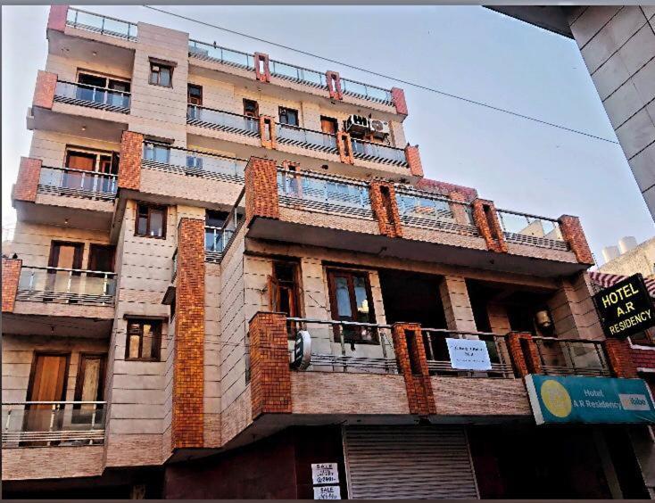A R Residency Hotel New Delhi